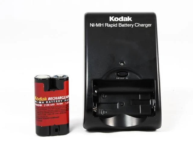 Kodak caricabatterie eco + 2 stilo 2100mah
