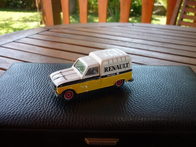 Miniature Solido Renault Express – Bleue – 1/43 – Occasion (sans Boîte)