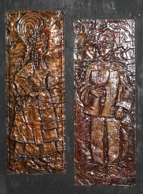 1979 Hand made copper/wood wall decor plaque man and woman with folk costumes