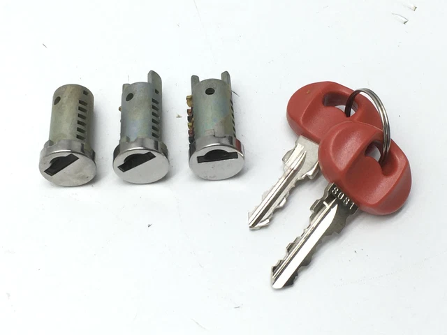 2 Original Piaggio Key Blanks For Vespa PK 50 XL E-ignition (1985-1990) - Italy