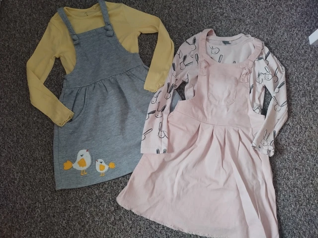 Abiti per ragazza Next Top & abiti stile Dungarees TU/Noce moscata pacchetto 5-6 anni