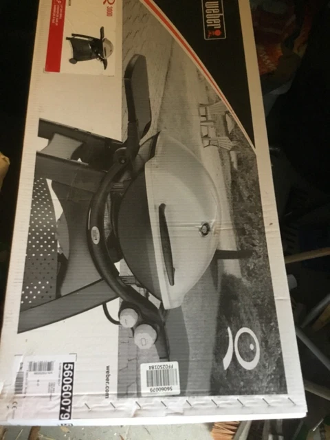 Weber Gasgrill Q 3000 schwarz / titan NEU!!!  OVP Noch verpackt