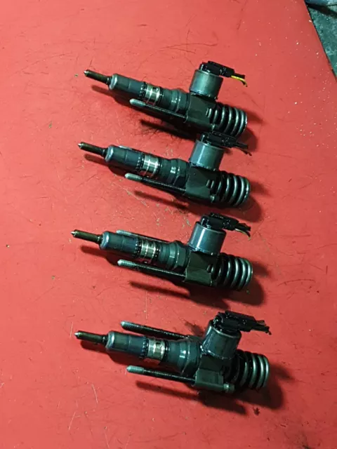 4x Injectors !!!!!! VW 03G130073G 0414720404 Audi Seat Pump Nozzle 2.0 TDI 140ps