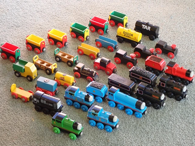 BRIO THOMAS TANK Engine And Friends Wooden Toy Trains Set Vintage BRIO THOMAS TANK Engine And Friends Wooden Toy Trains Set Vintage