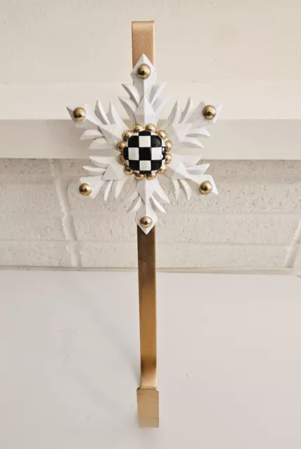 NEW MacKenzie Childs SNOWFLAKE WREATH HANGER with COURTLY CHECK Button Center