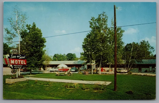 Port Austin MI Sun 'N Sand Motel c1959 Postcard Owners Walt and Ron Kitchen