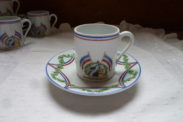 Duo Tasses Et Sous-tasses Apilco – Céramique Blanche – Décor Bicentenaire Révolution – Occasion