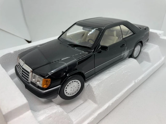 1:18 Norev Mercedes-Benz W124 300 CE-24 Coupe 1988 1992 perlmuttgrau D
