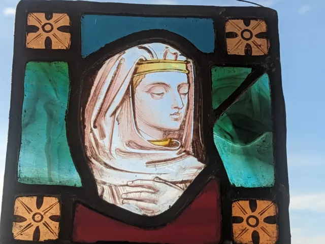 Exceptional Compact Victorian Stained Glass Panel With Painted Portrait 3