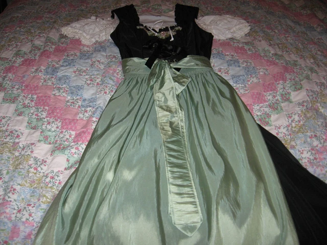 Octoberfest German Heritage Beautiful Stockerpoint Country Line size 14 Dress
