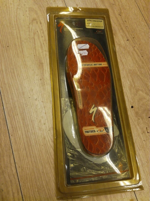 Spezial Straßenschuh BG Fußbetten rot Gr. 36/38 EU Körpergeometrie