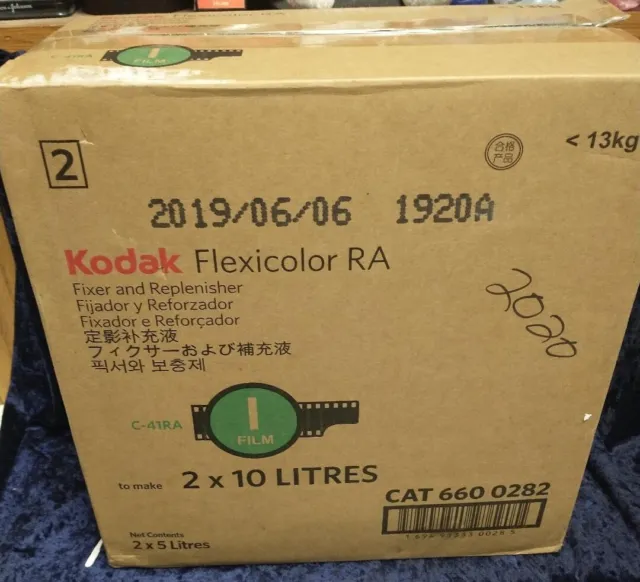 Fijador y reabastecedor Kodak Flexicolor RA (caducado 2019/sin usar/sin abrir)