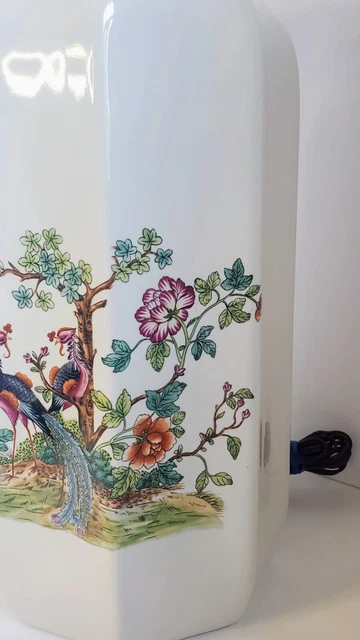 Vintage Oriental Peacock Design Porcelain Table Lamp 13