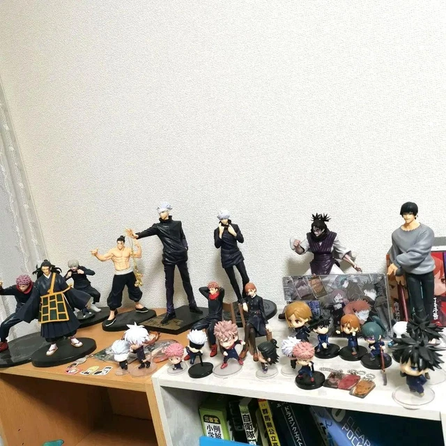 Set 8 Pezzi Figura Merch KasaneTetos – Portachiavi E Supporto Acrilico, Decorazioni Da Scrivania Carine E Colorate