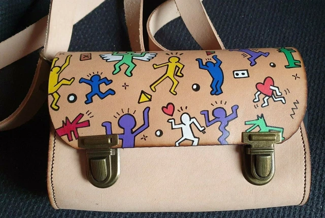 petit sac cuir - dessins dans le style KEITH HARING