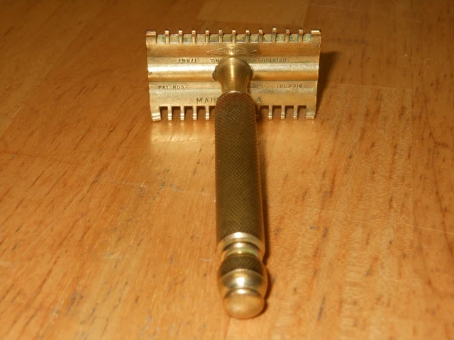 1930s Vintage Gillette Bostonian Windsor or Regent Gold Tone Safety Razor USA 3