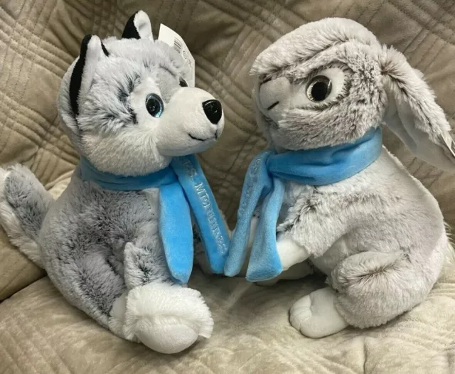 Lot de 2 peluches chien, lapin( les menuires ) écharpes bleu