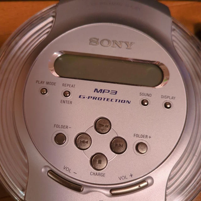 SONY CDウォークマン D-CJ01 Sony D-CJ01 Silver MP3 CD Walkman : Amazon.co.uk