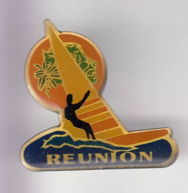 Rare Pins Pin's .. Sport Nautique Windsurf Planche A Voile Ile La Reunion  ~Dp