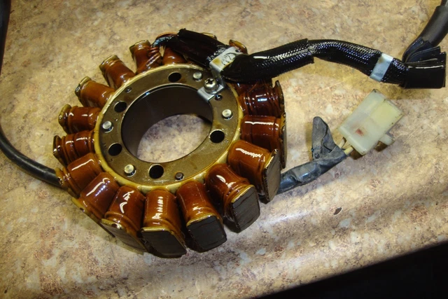 1994 Honda Magna VF750 VF 750 C VF750C Stator Spule Generator Magneto Alternator