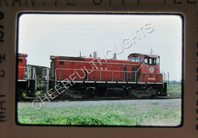 Original  '75 Kodachrome Slide TRRA Terminal Railroad St Louis 1502 SW1500  37S2