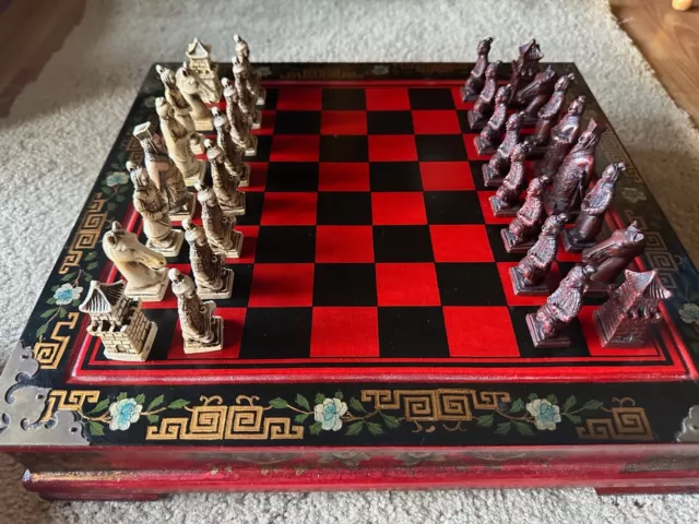 Chinese Terra-Cotta Warriors Chess Board Set (Wooden Board + Resen Pieces)