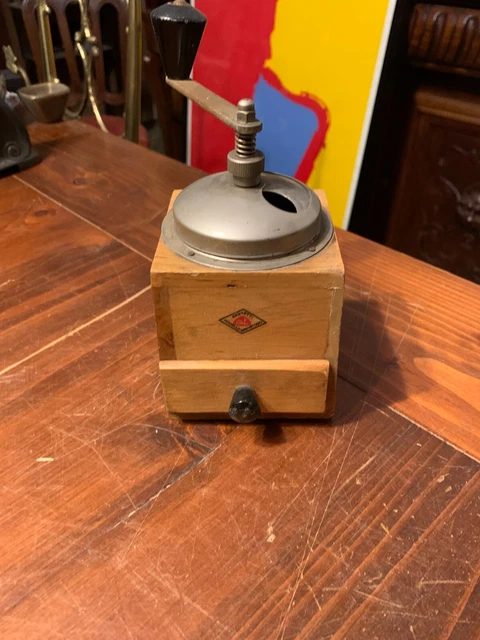 Macinino Da Caffe Vintage Degli Anni 60