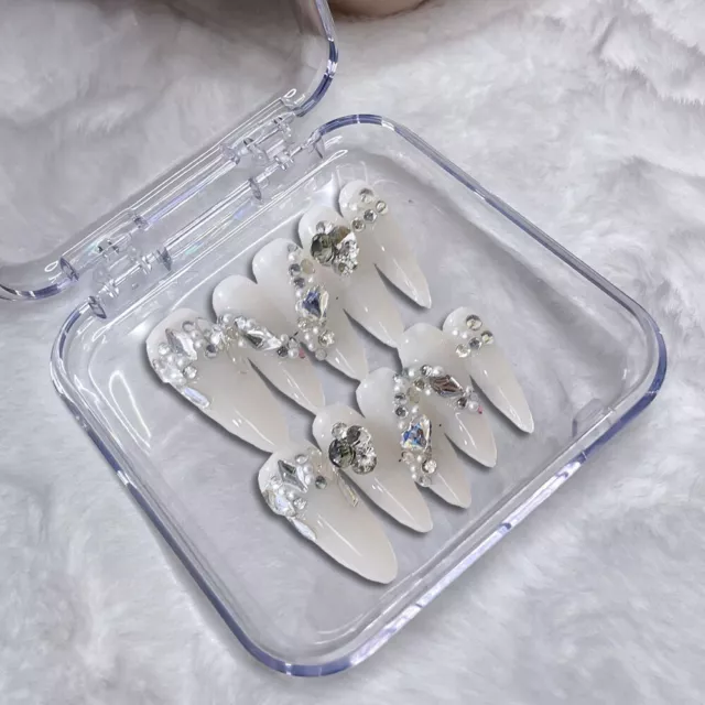 Hecho a mano Diamante de uñas falso Blanco Almendra Prensa sobre uñas para decoración artística de uñas 10 PIEZAS