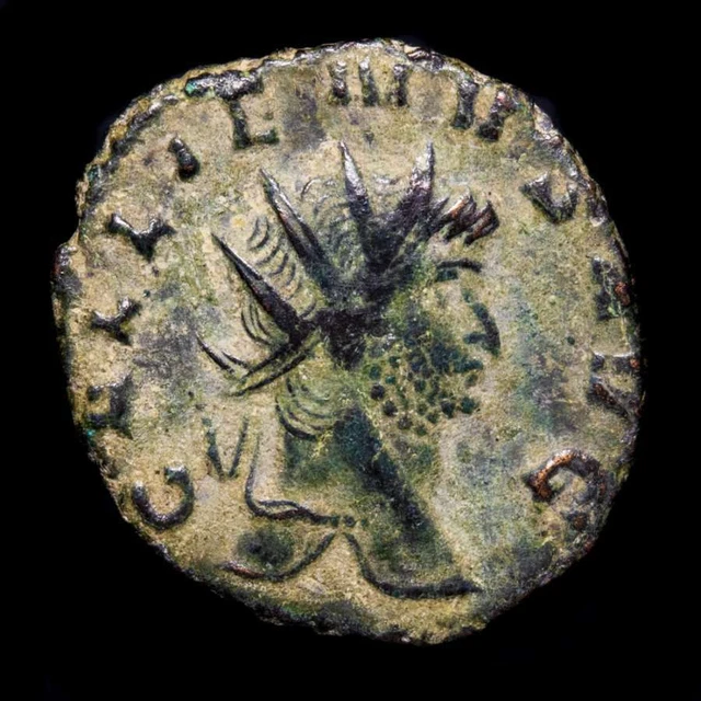 *Lucernae* Gallienus Antoninianus SECVRIT PERPET H (59) Rome 265-267 AD