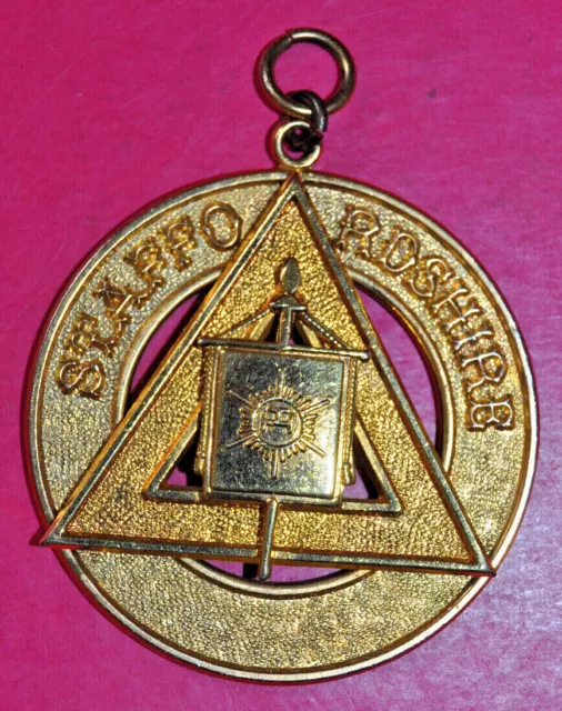 Staffordshire Past Provincial Grand Standard Bearer Chapter masonic collar jewel