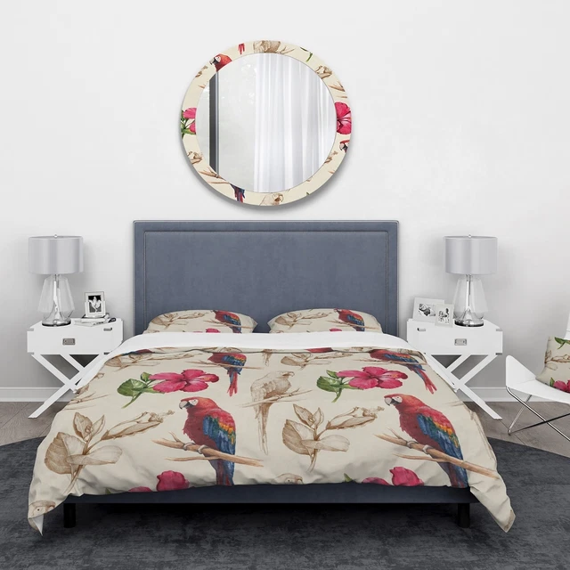 Designart 'Macaw Parrot and Hibiscus Flower' Floral Bedding
