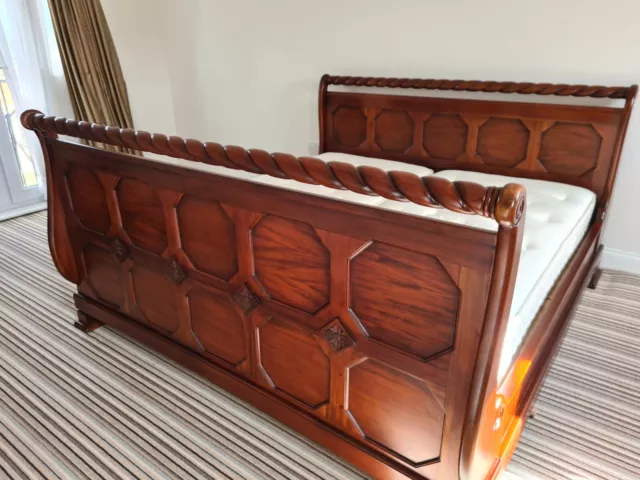 Elegant Barley Twist Detail Mahogany Solid Wood Sleigh Bed