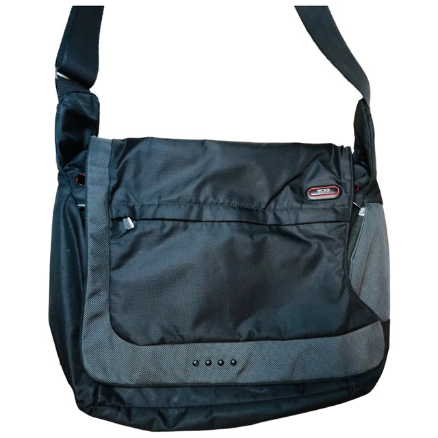 TUMI Tech Black Nylon Messenger Laptop Travel Bag 5112D Padded Expandable