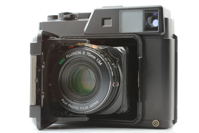 NEAR MINT] FUJI Fujica GS645 6x4.5 Pro Film Camera 75mm F/3.4 From