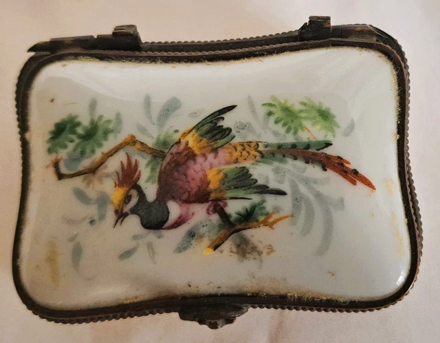 Boîte à Pilules Ancienne En Porcelaine De Sèvres, Peinte à La Main, Authentique