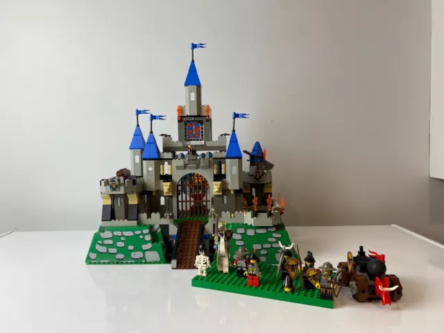 Lego sales castle 6098