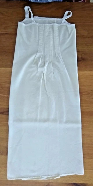 Abito da letto vintage bambino o bambola fatto a mano in flanella medio Abito da letto vintage bambino o bambola fatto a mano in flanella medio
