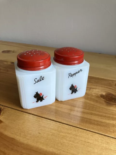 McKee Tipp City 4 SIDED Scotty Dog SALT & PEPPER SHAKERS