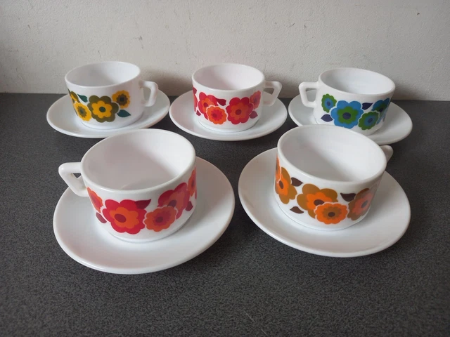 service 5 petites tasses à café avec sous-tasses décor fleur jaune