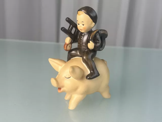 Goebel Animal Figurine Spö61 Sweep On Pig 11 Cm. 1 Choice. Top Condition