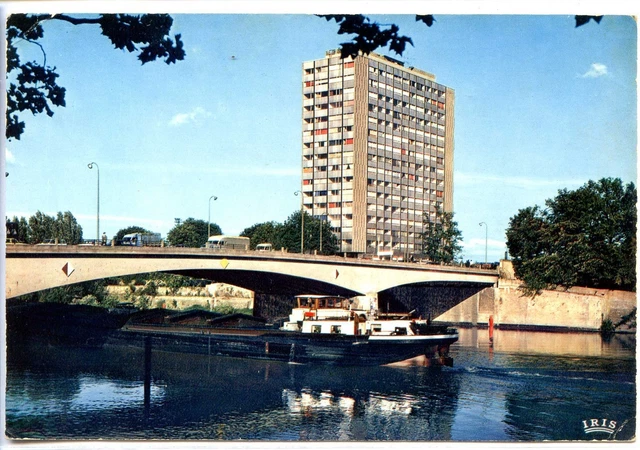 CP 57 MOSELLE - Thionville - Le Pont des Aliiés et l'Européen - Péniche