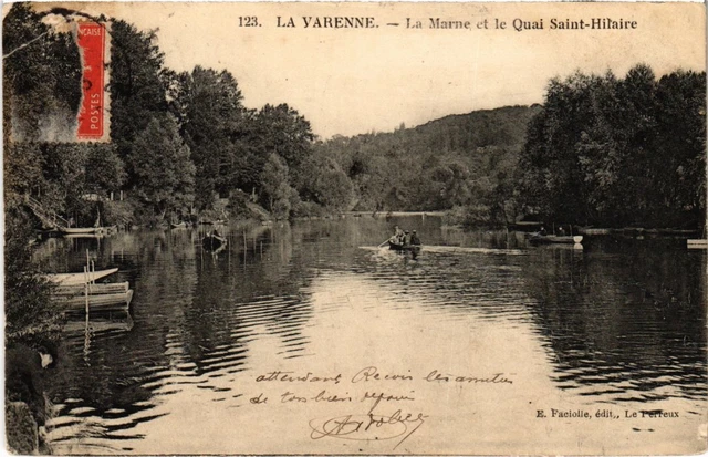 CPA La Varenne La Marne et le Quai St Hilaire (1347764)