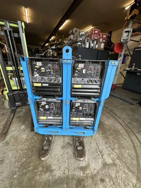 4 pack RED-D-ARC E300 3+2 welders (Lr