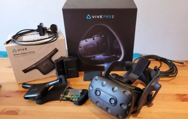 HTC VIVE Pro 2 VR-Headset und Wireless Adapter Full Pack mit 2. Akku