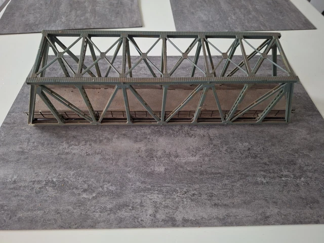 Pont métallique à poutre voie unique 21 cm
