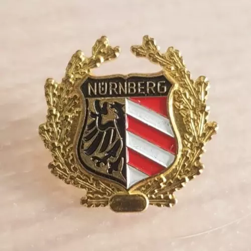 Ehrennadel Anstecknadel Brosche Abzeichen Stadt Nürnberg Goldoptik