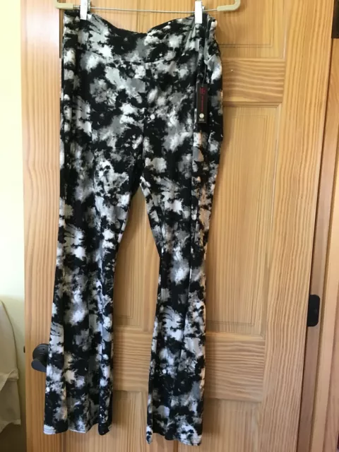 NEW NO BOUNDARIES Checker Knit Flare Pants Juniors Women Many Sizes Black  Cream $18.85 - PicClick