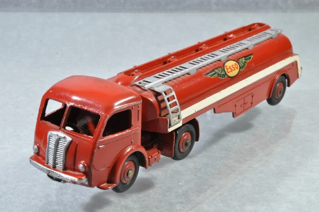 DINKY TOYS TRACTEUR Panhard Avec Semi Remorque Citerne 32c Neuf sous Blister... £22.13 - UK