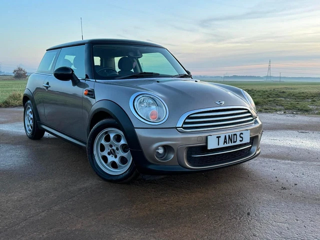 2012 MINI HATCHBACK 1.6 Cooper D 3dr HATCHBACK Diesel Manual