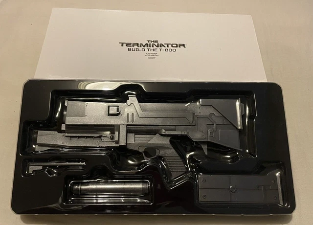 Techcom Rifle Terminator HACHETTE THE TERMINATOR Build The T-800 Model Phased Plasma Rifle ...